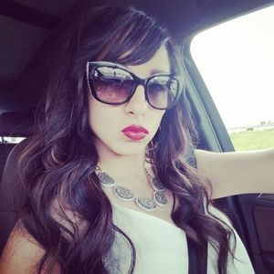 Meet your Posher, Gabrielle